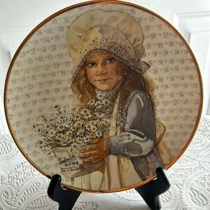 Daisies From Betty Beth Dish.